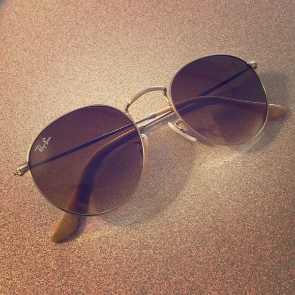 Ray-Ban Other - Ray-Ban round metal sunglasses